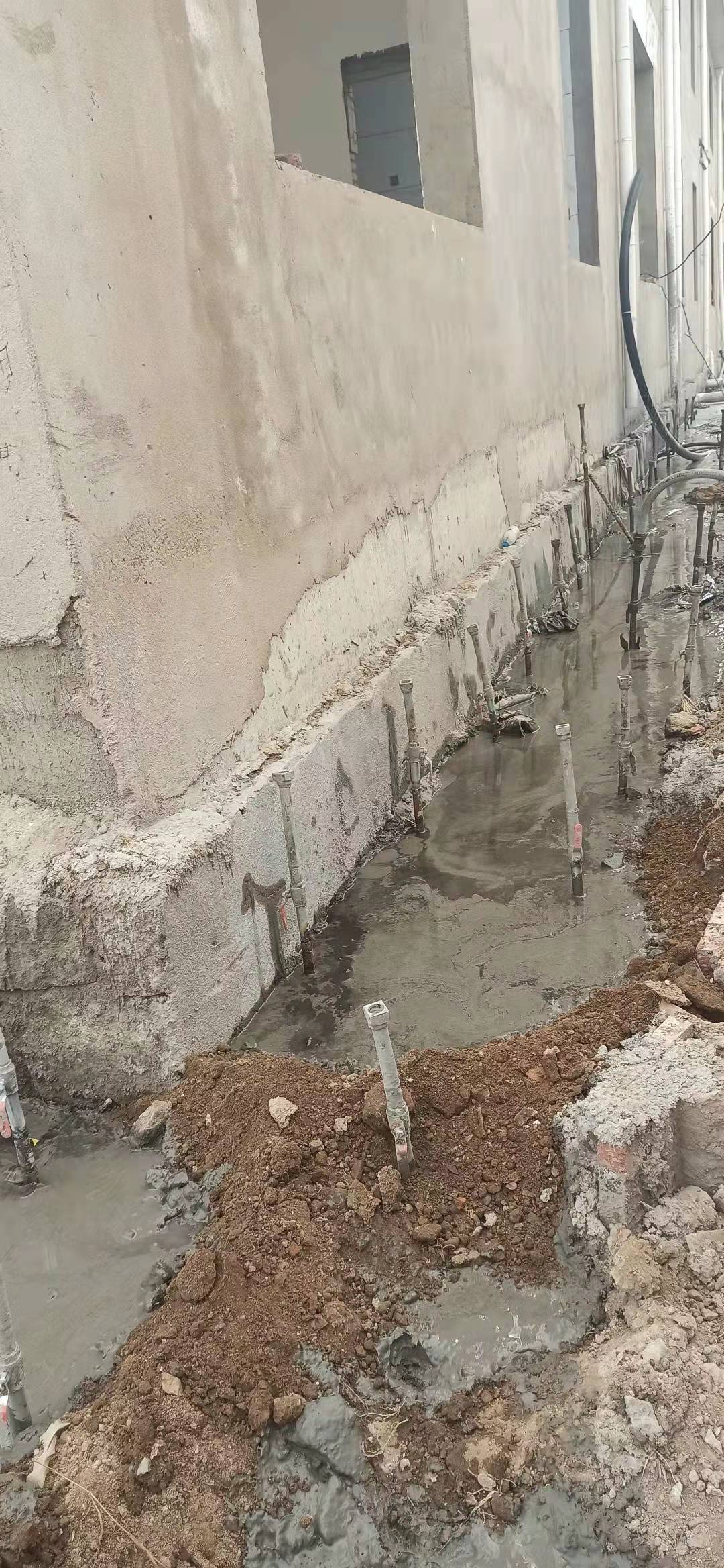 炉霍地基基础的加固方法
